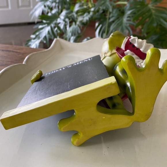 Vintage Frog Maitre d Resin Figurine with Today’s Menu Chalkboard Style Sign - Picture 4 of 9